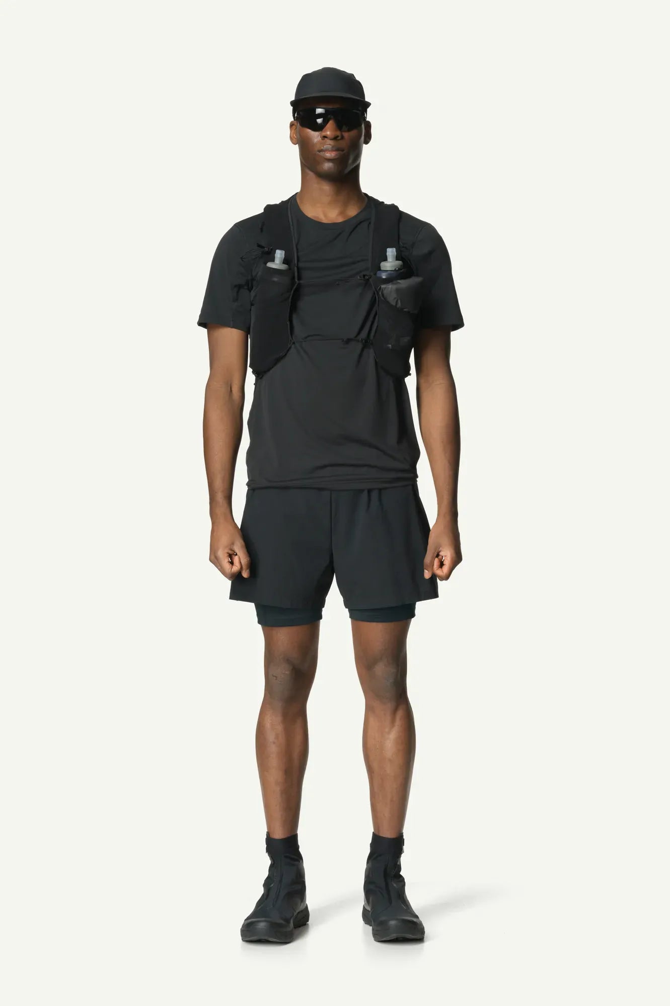 houdini-pace-trail-shorts-herren-2in1-true-black image 4