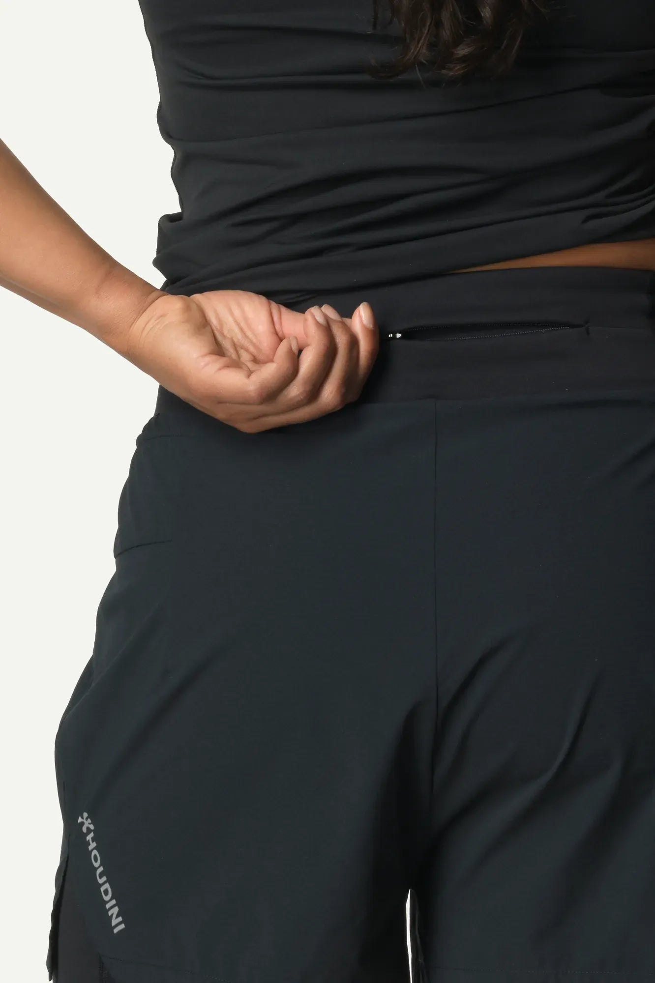 houdini-pace-trail-shorts-w-s-laufshorts-damen-true-black image 7