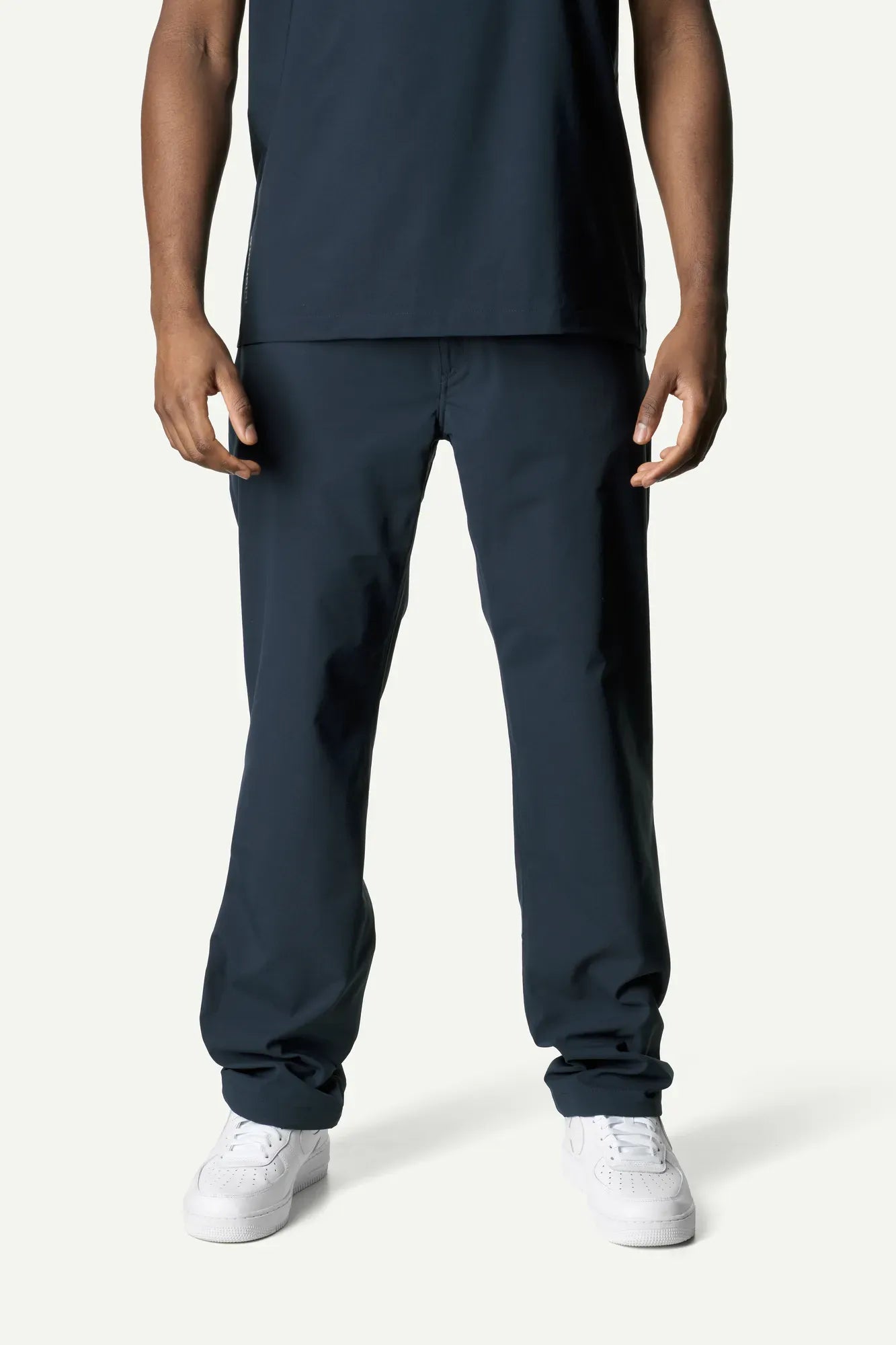 houdini-dock-pants-herren-hose-true-black-recycelt image 5