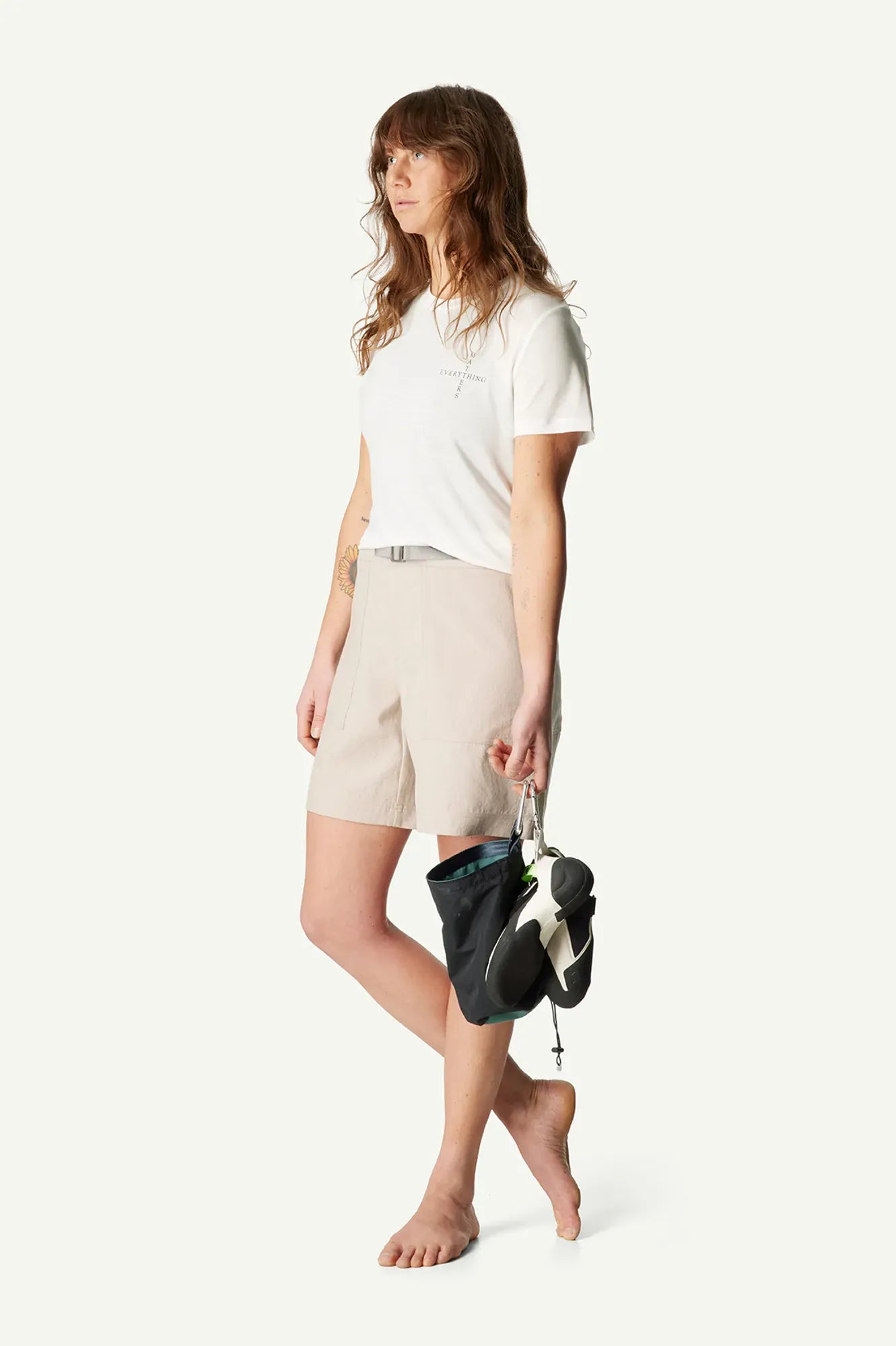 houdini-corespun-chore-shorts-damen-shorts-sandstorm-recycelt image 2